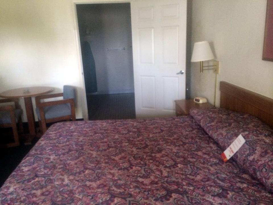 Americas Best Value Inn Edenton Quarto foto